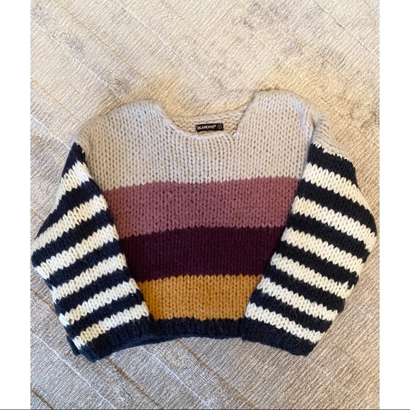 BlankNYC On Point sweater - size SM. Orig. $98 - Picture 6 of 9